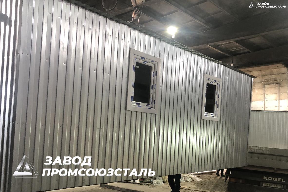 bytovka-sklad-24h24h6-m.-dlya-hraneniya-instrumenta.-uteplenie-50-mm.-srok-izgotovleniya-6-dnej.-otpravlyaem-v-g.-habarovsk. Бытовка для склада 2,4×2,4×8 м
